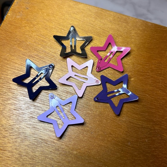NWOT Glitter Star Hair Clip Set - Picture 3 of 5
